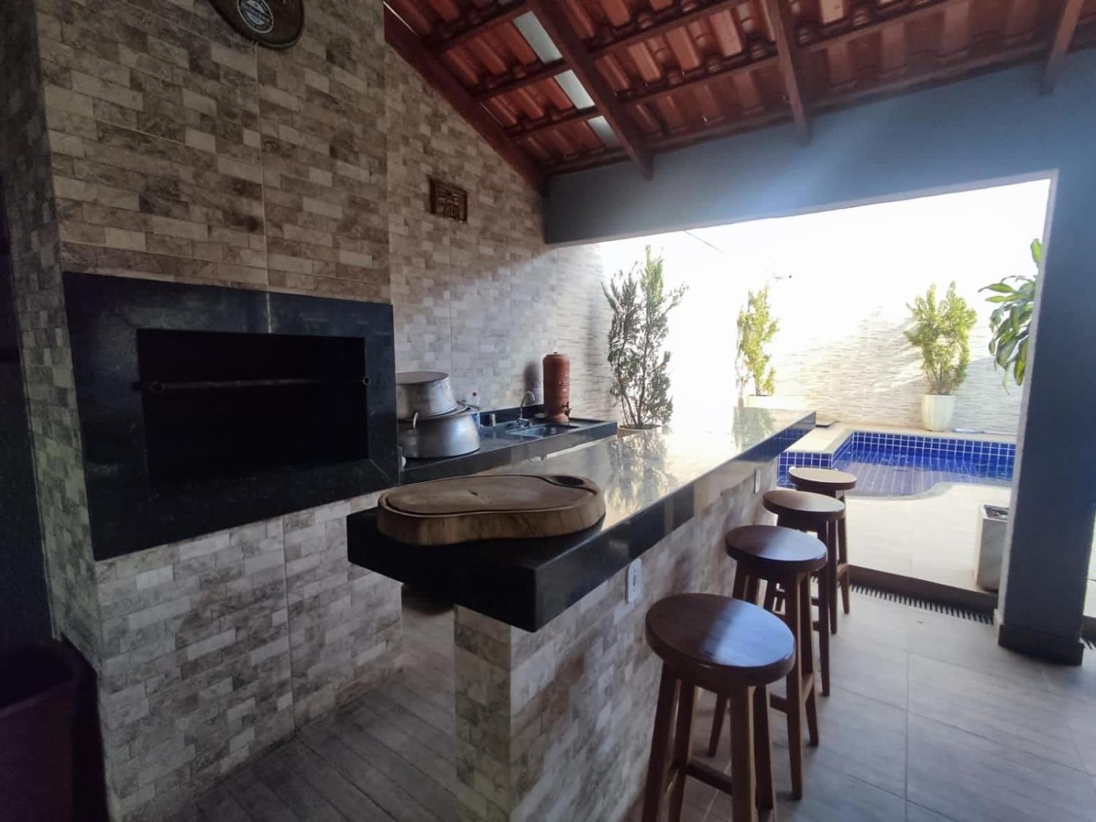 Casa Com Piscina Aquecida *